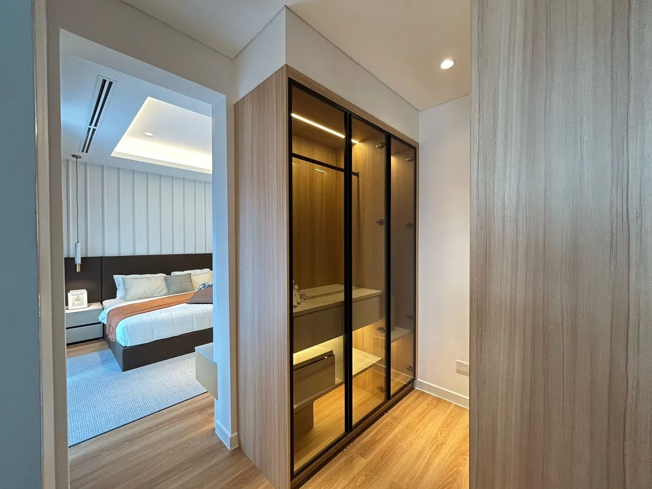 Bespoke walk-in wardrobe at Cappella Embassy